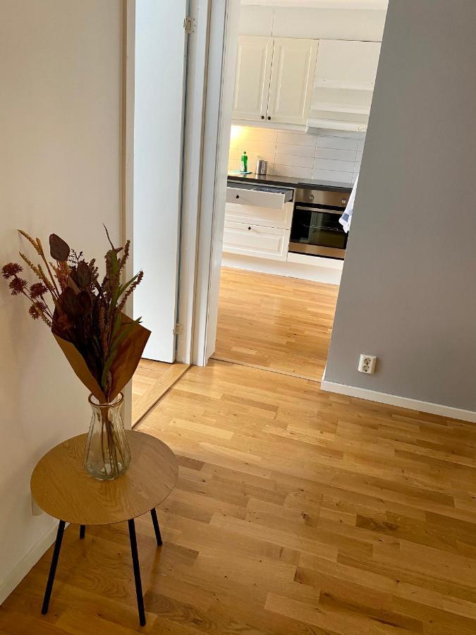Frasch Och Fin 2:A. Gangavstand Till Stromstads Centrum 外观 照片